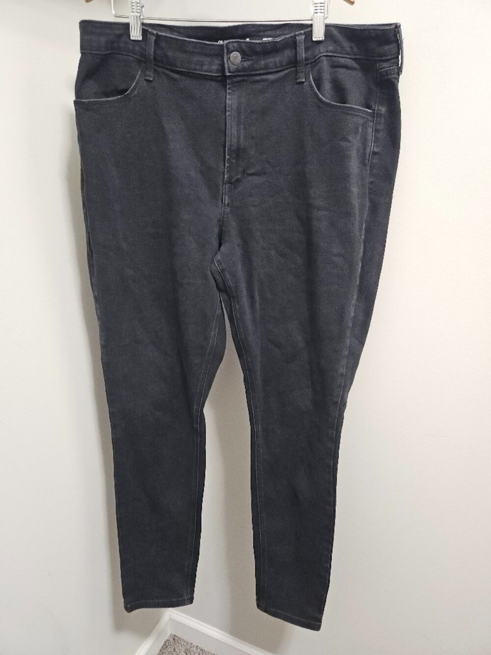 Old Navy High Rise Black Jeans